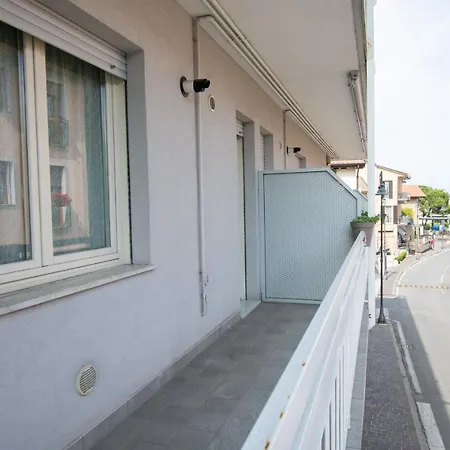 Moniga Apartment Moniga del Garda